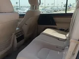 Toyota Land Cruiser GXR 2012